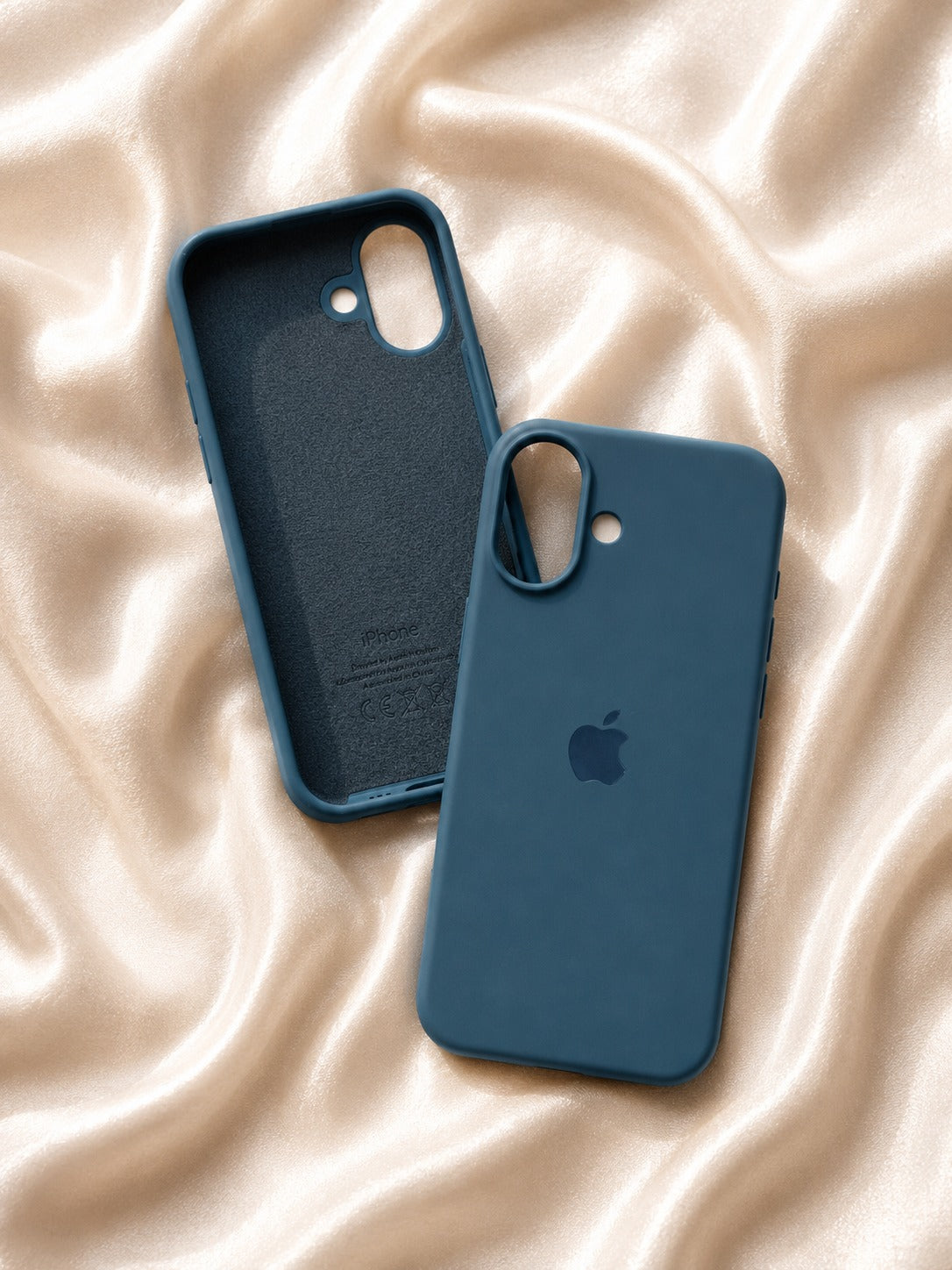 Official Apple Silicone Case for iPhone 17