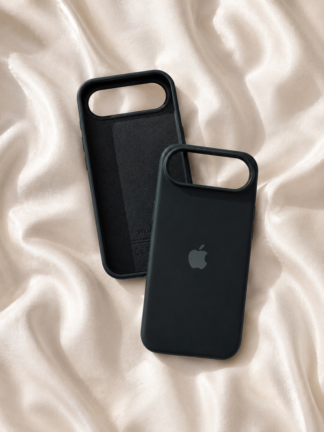 Official Apple Silicone Case for iPhone 17 Air (iPhone Air)