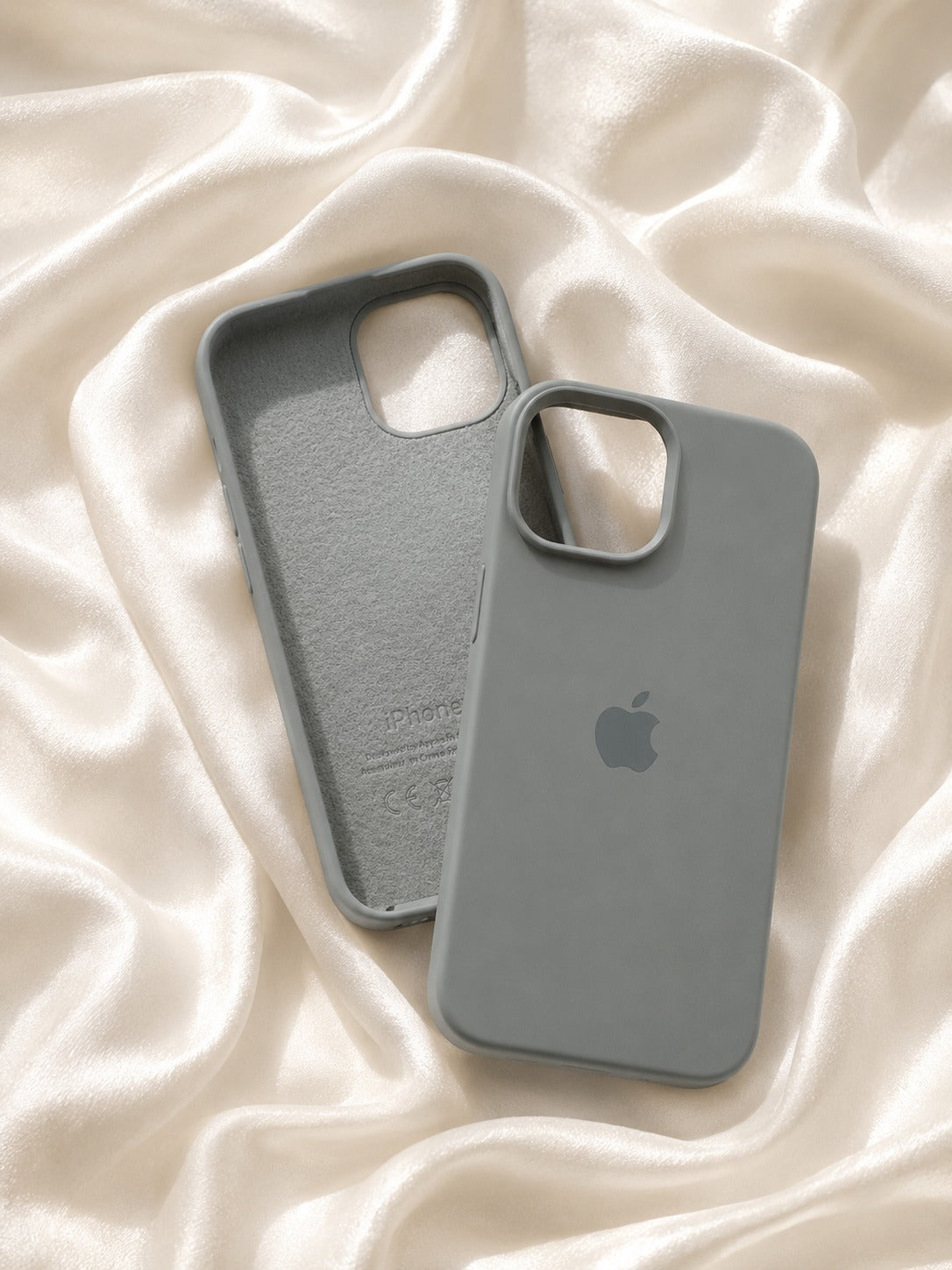 Official Apple Silicone Case for iPhone 15