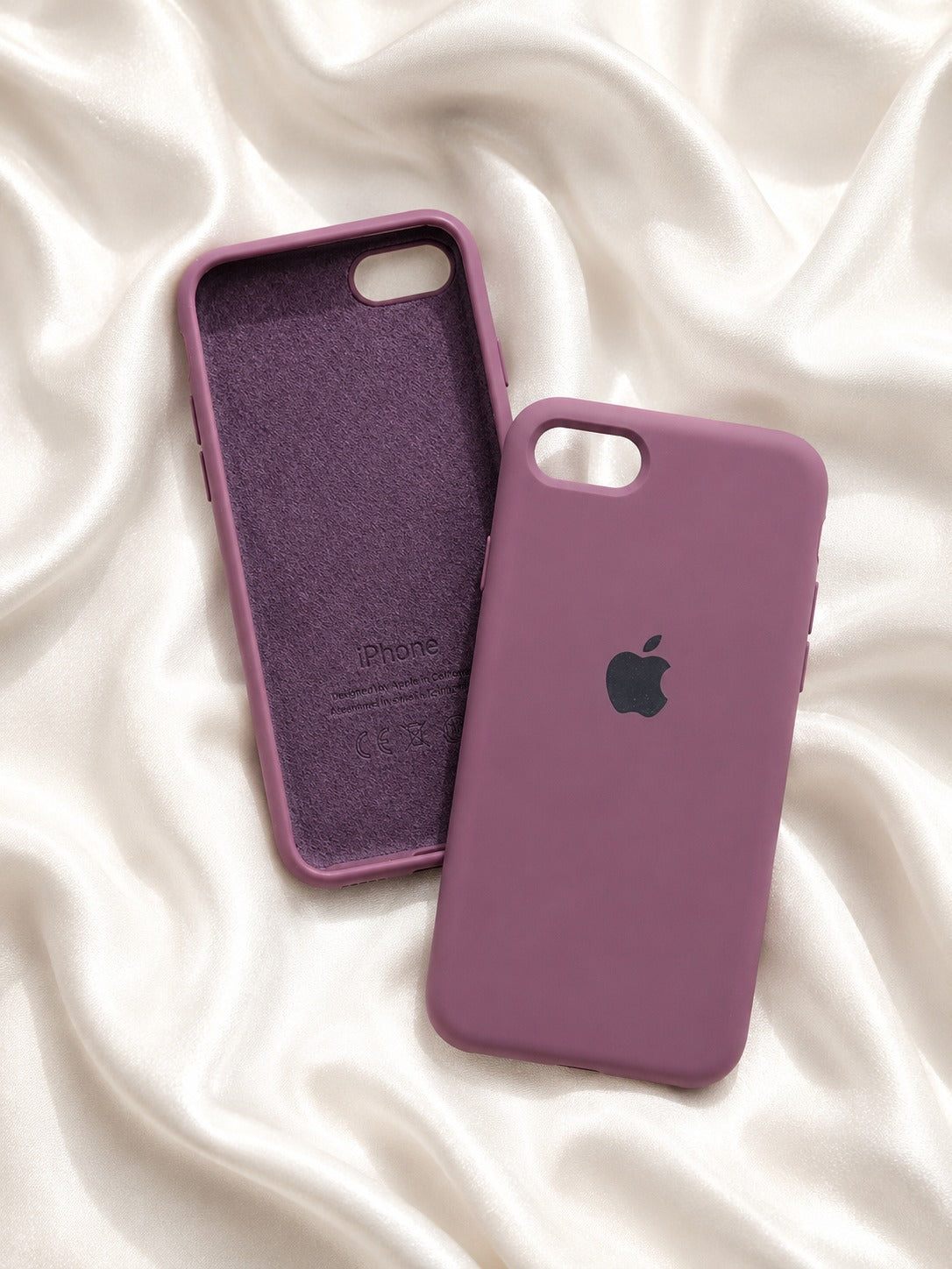 Official Apple Silicone Case for iPhone 7 / 8