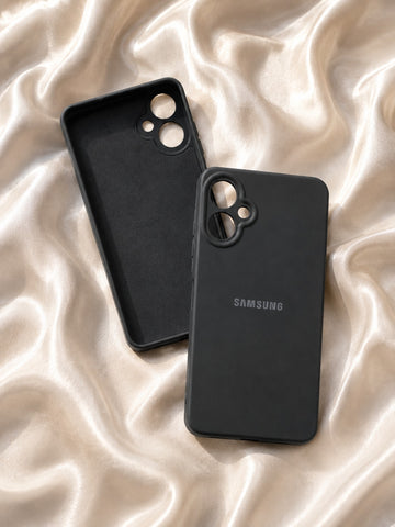 Official Samsung Galaxy A06 Soft-Touch Silicone Case